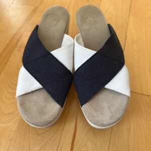 Charleston Shoe Co Sandal wedge Slide